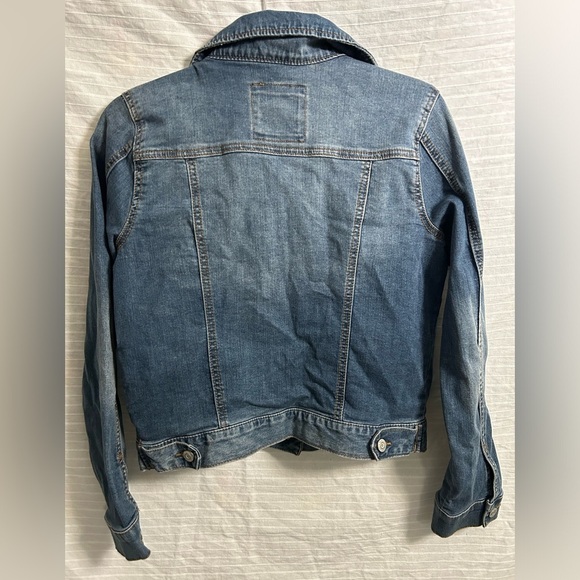 Mudd Women's Classic Jean Distressed Denim Blue Jacket Size Medium - Picture 6 of 6